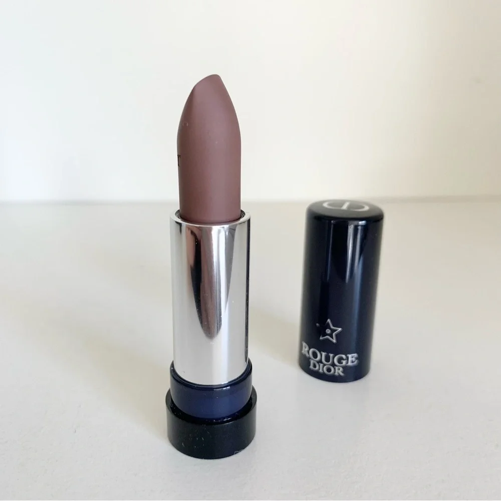NWOT Dior matte lipstick #810